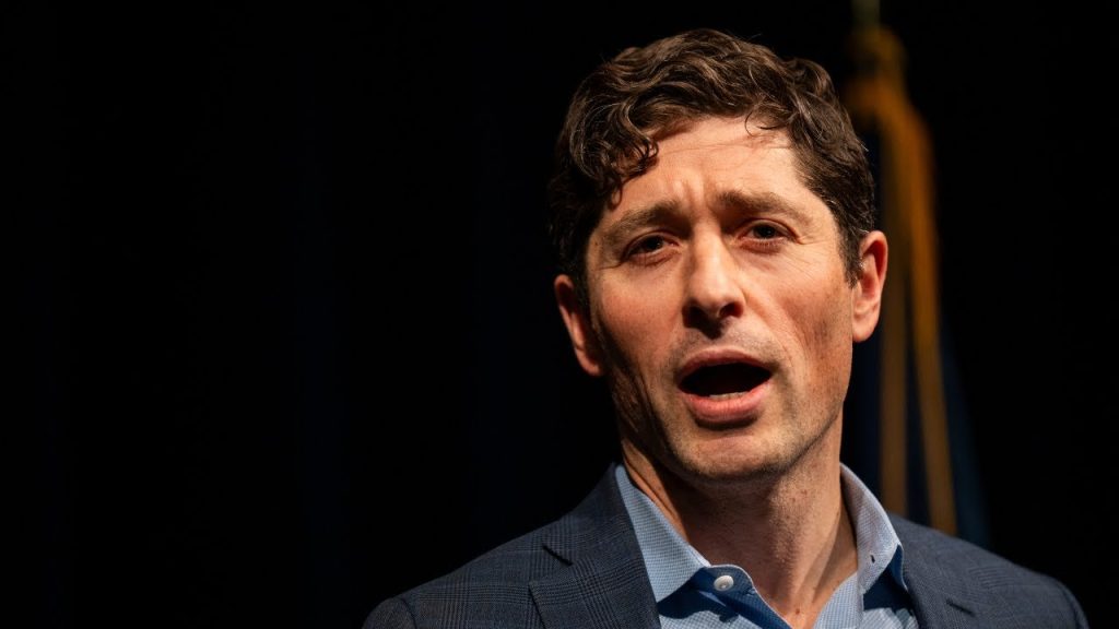 Radical Mayor Caves to All of Trump’s Demands — It’s Over